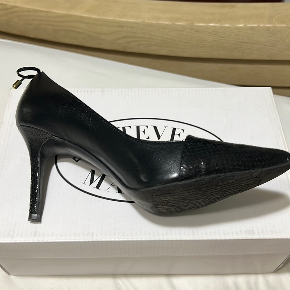 Black dressy shoes